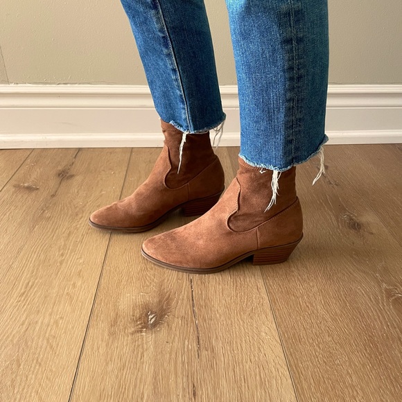 Sock Booties. Size 5. - Picture 3 of 12